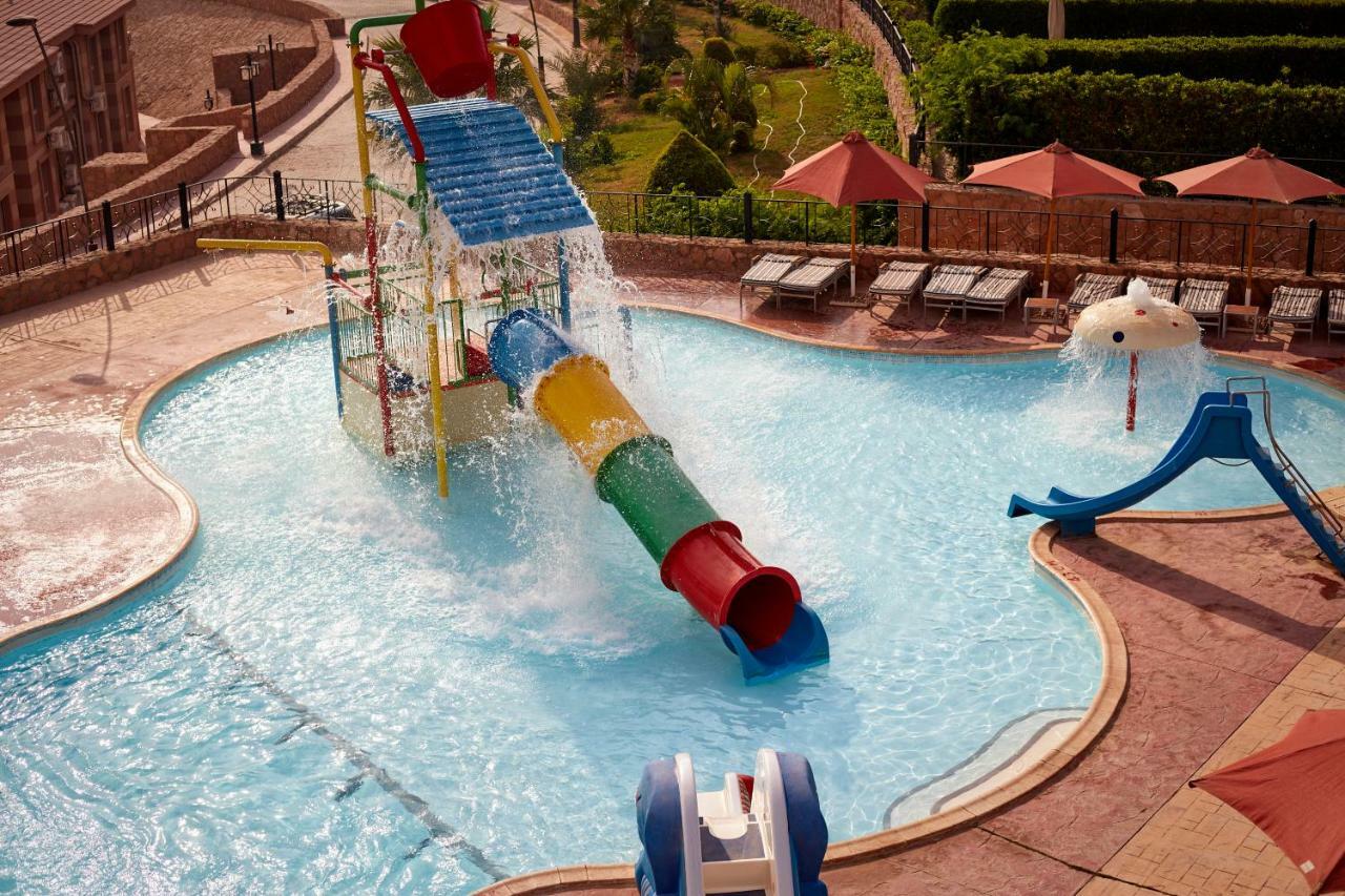 Coral Sea Beach And Aqua Park Ain Sukhna Eksteriør bilde