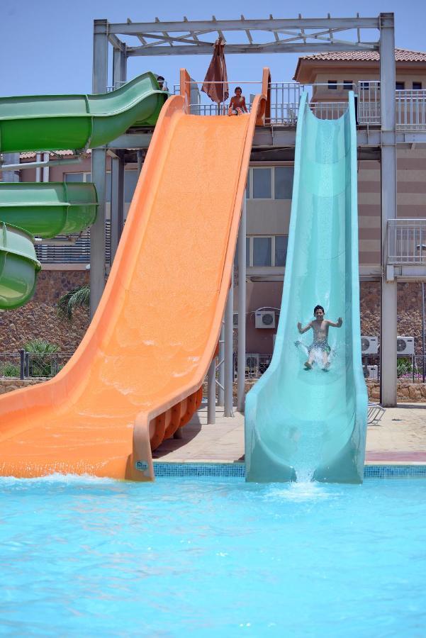 Coral Sea Beach And Aqua Park Ain Sukhna Eksteriør bilde